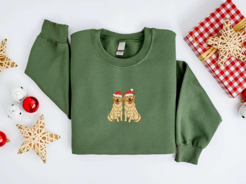 Golden Retriever Santa Sweatshirt For Family