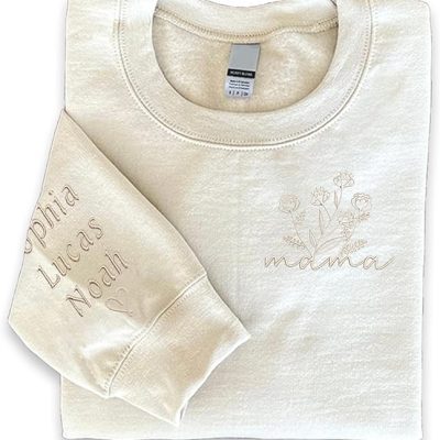 GodLover Custom Embroidered Mama Sweatshirt With Kids Name On Sleeve